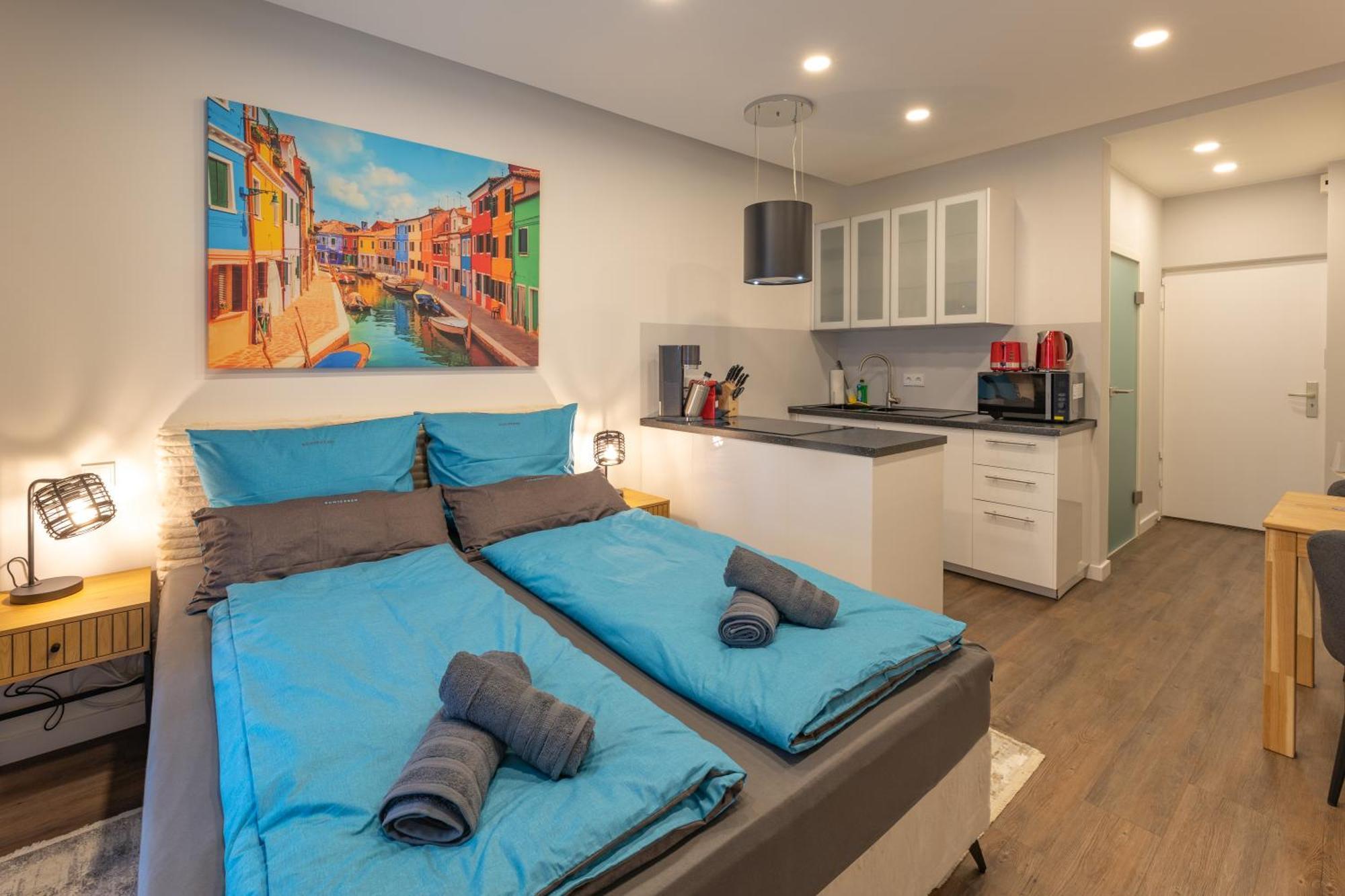 Sweethome - Kueche, Wifi, Naehe Gruenwalder Stadion Apartment *